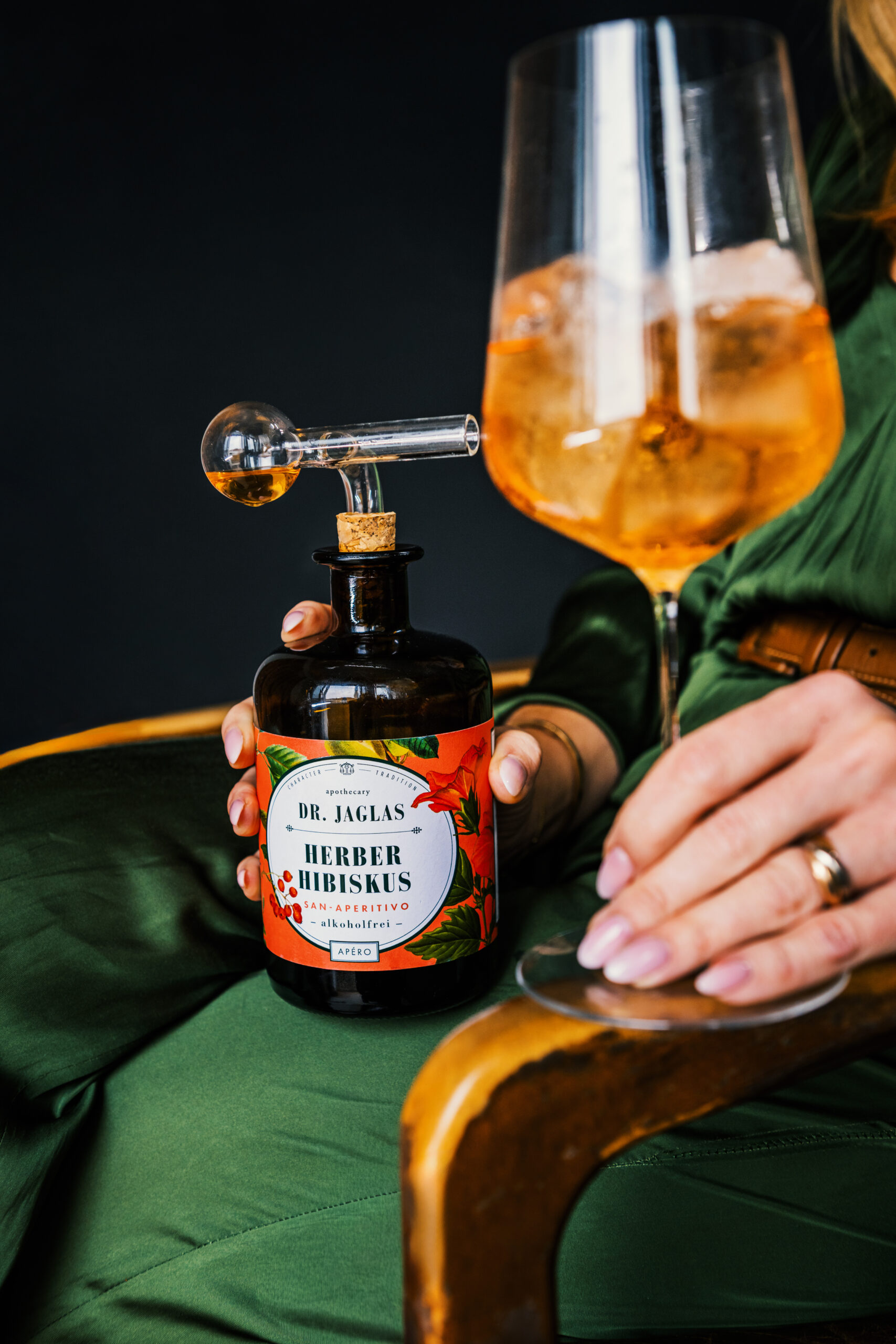 Herber Hibiskus - als alkohlfreier Aperol