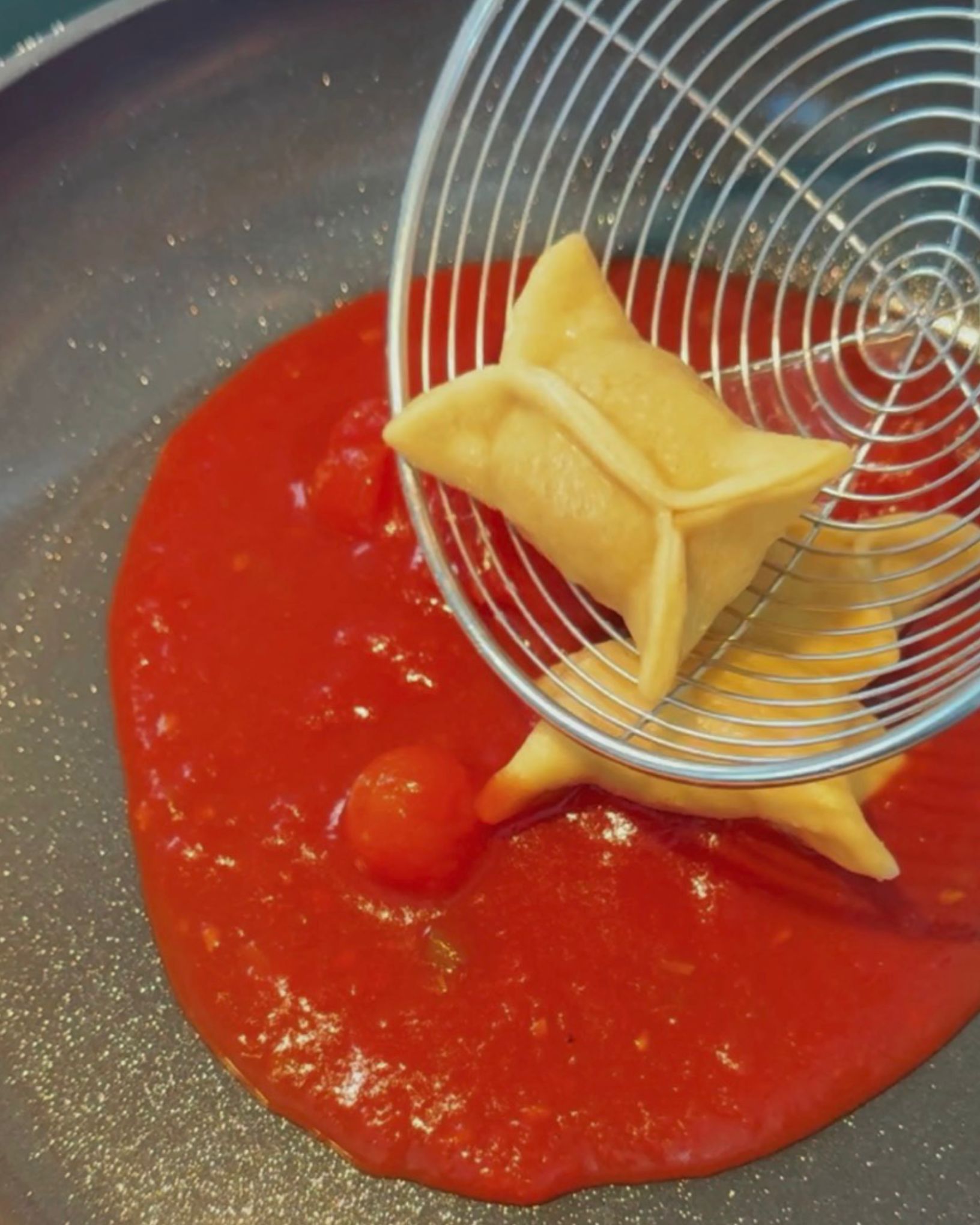 Sacchetti Tomate Basilikum – Bild 4